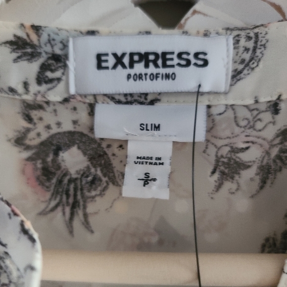 Express Button Up - Picture 6 of 9